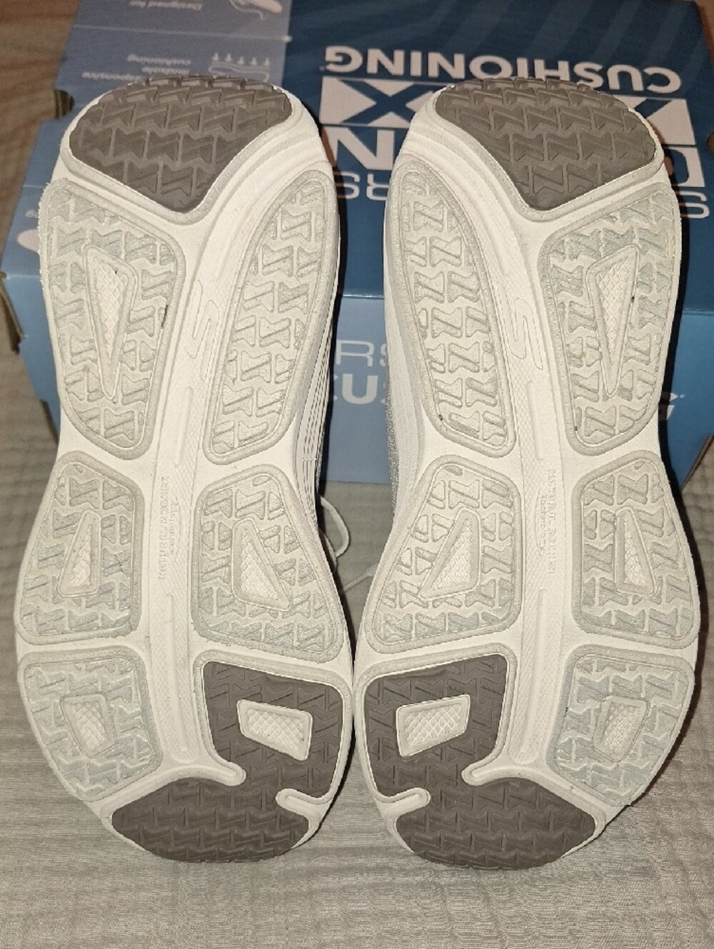 Skechers Women's White and Light Pink Mesh Walking Sneakers - Picture 6 of 9